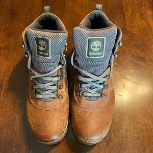 Mens size 11.5 timberland hiking
